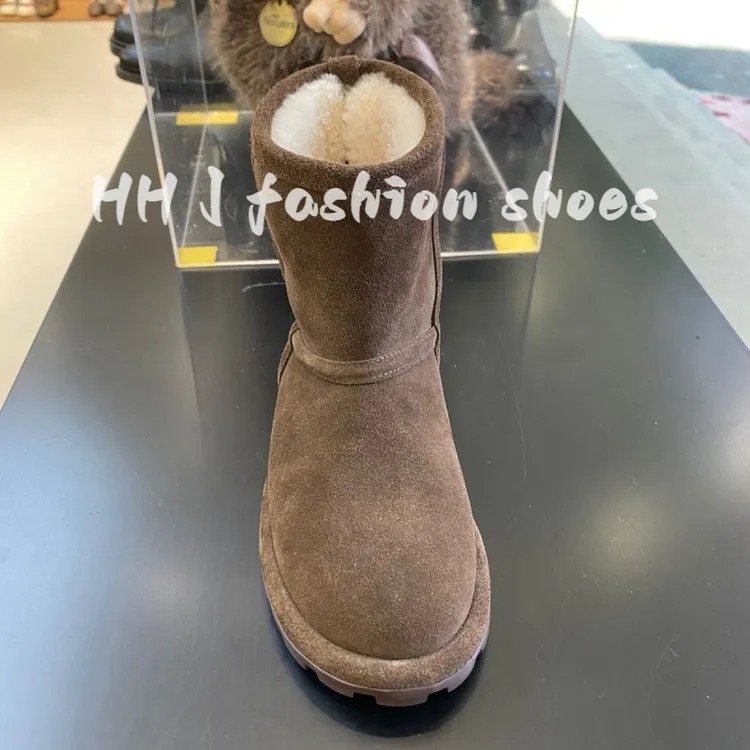 2025冬季新款真皮雪地靴羊羔毛加绒保暖低中筒女款防水鞋加棉短靴