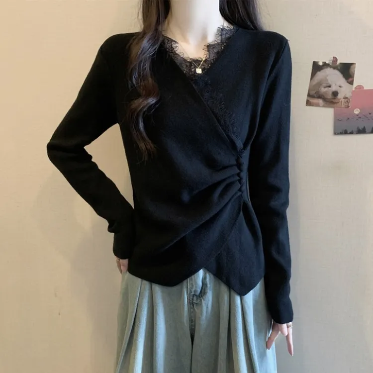 大码设计感蕾丝拼接V领针织打底衫女春秋胖M修身显瘦洋气长袖上衣