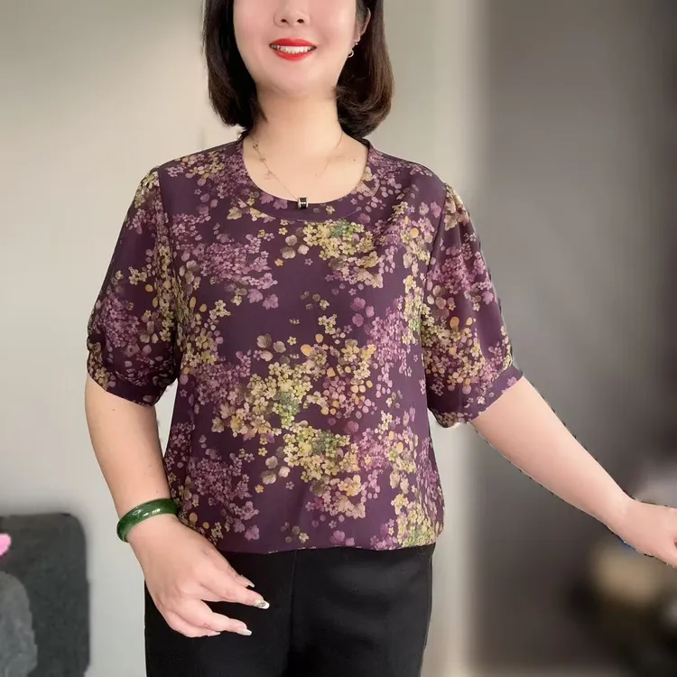 夏季轻薄凉快时尚洋气圆领宽松上衣短袖气质休闲小衫夏季百搭