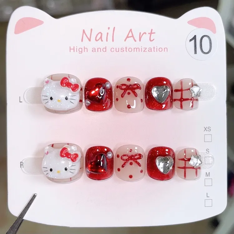 小朋友穿戴甲手工3-12岁女童穿戴甲片凯蒂猫蝴蝶结红色新年甲新款