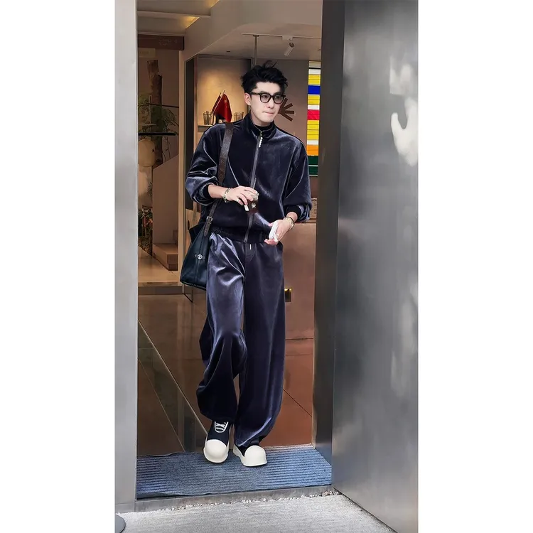 秋季新品复古高级感丝绒立领夹克套装男轻奢简约宽松休闲外套长裤