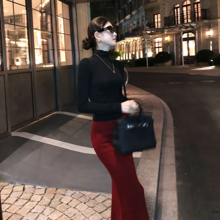 秋冬高领长袖打底衫女修身显瘦御姐洋气包臀裙韩漫高冷气质两件套