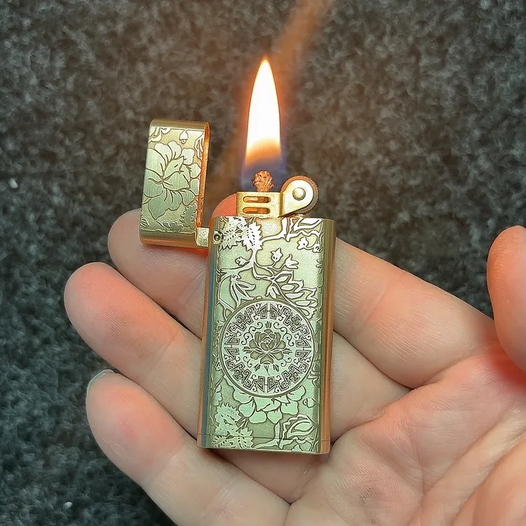 黄铜薄款煤油打火机 轻薄长续航砂轮煤油打火机 雕刻煤油打火机