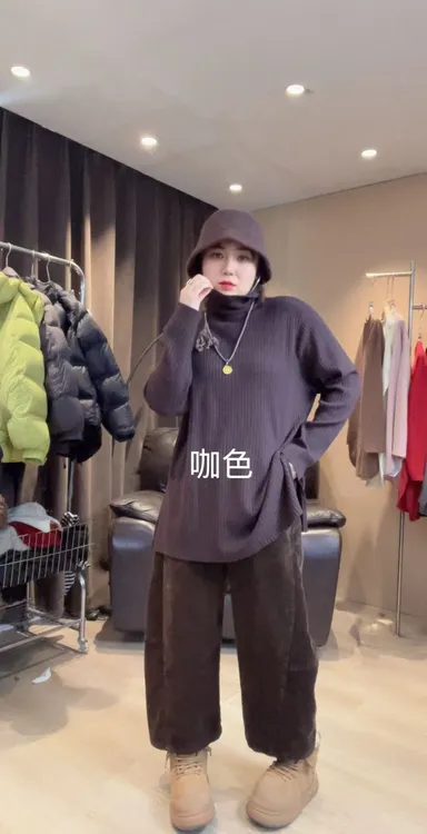 侧开叉打底衫毛衣胖冬季新款宽松大码显瘦女装潮（卡码拍大）