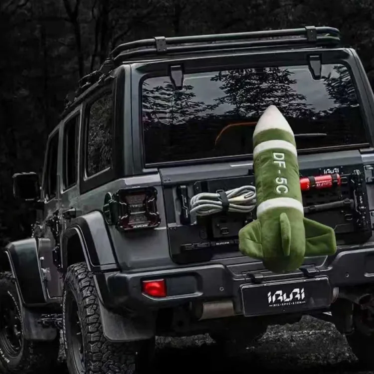 车载东风5C毛绒公仔车饰导弹抱枕覆盖全球汽车摆件挂件df-5c