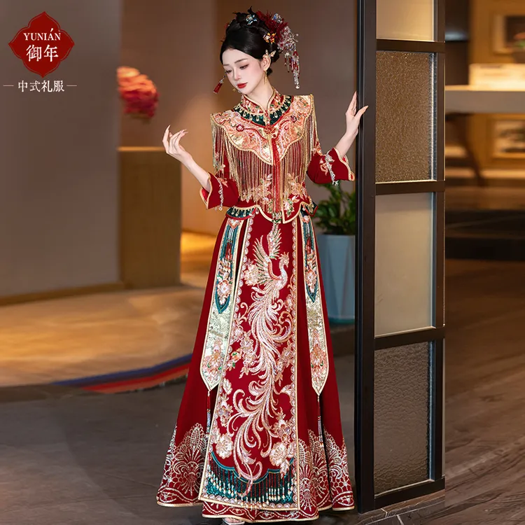 翘肩秀禾服丝绒新娘结婚嫁衣2025新款高级云肩显瘦敬酒服婚服出阁