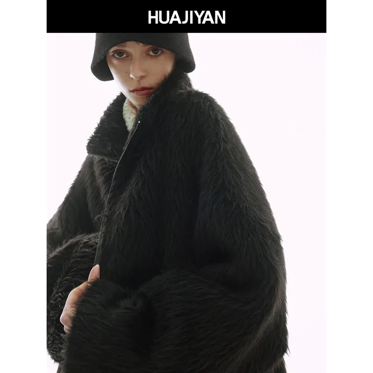 华吉言/HUAJIYAN【蒙奇奇】羊毛马海毛混纺立领中长款长毛大衣外套
