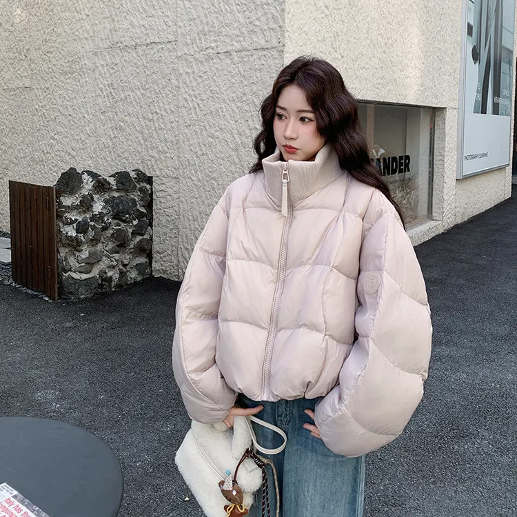 粉色针织立领短款羽绒服女冬季小个子韩系减龄甜美90白鸭绒面包服