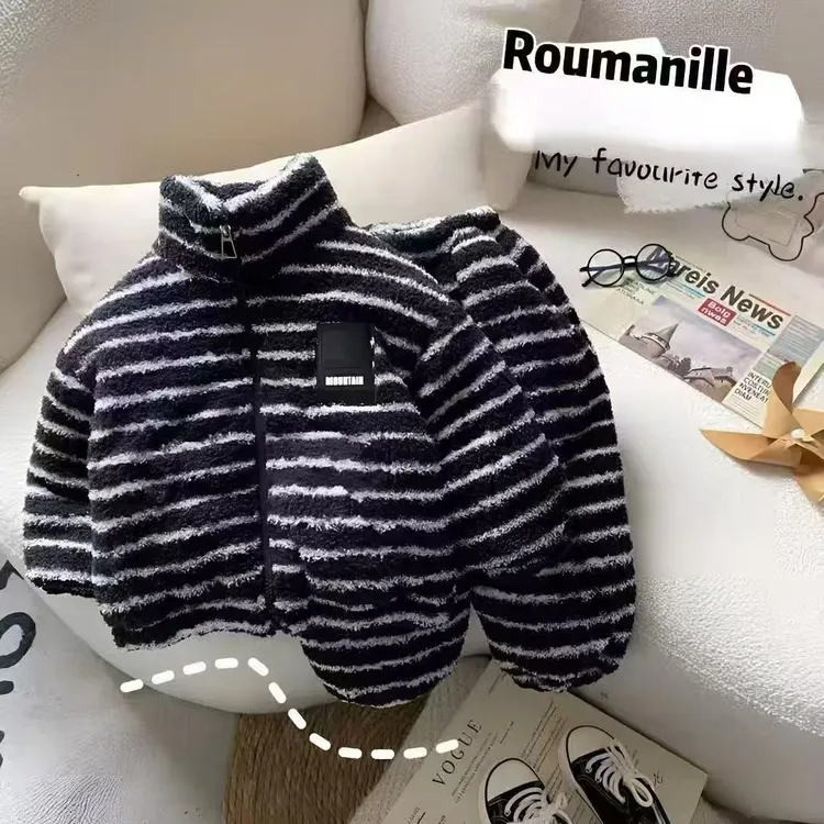 2025冬季新款韩版套装儿童时尚百搭加绒加厚家居两件套羊羔绒套装