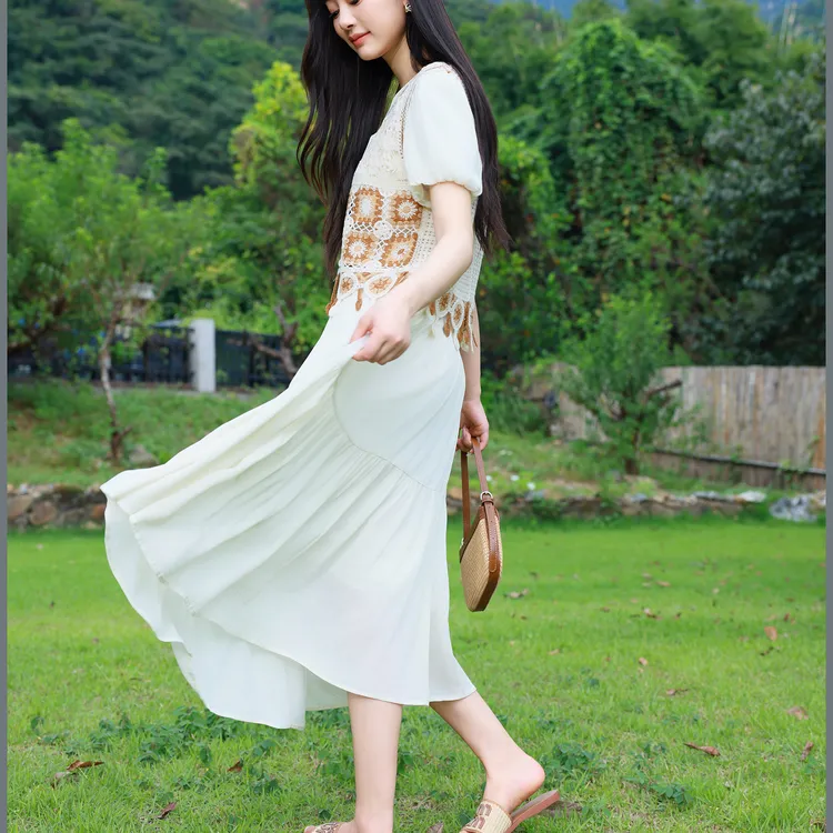 朵以2025夏季新品女显瘦百搭连衣裙套头40BX812021原488