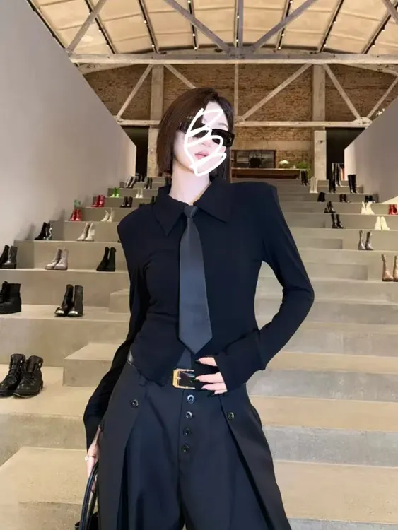 设计洋气小众修身显瘦时尚打底上衣+显瘦百搭阔腿裤