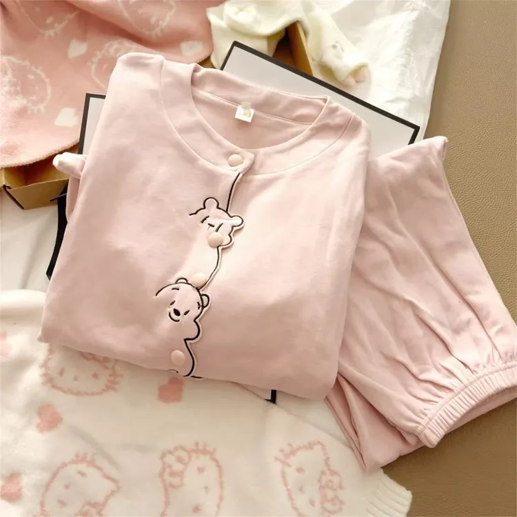 可爱粉色维尼睡衣女秋冬季长袖长裤甜妹绵羊绒加厚保暖家居服套装