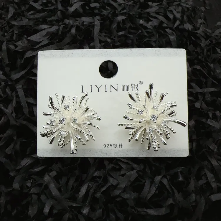 铜合金合成锆石耳饰 liyin/丽银新品蒲公英耳钉超闪锆石烟花耳环
