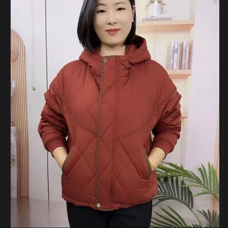 秋冬女士连帽短款夹棉外套休闲宽松显瘦百搭