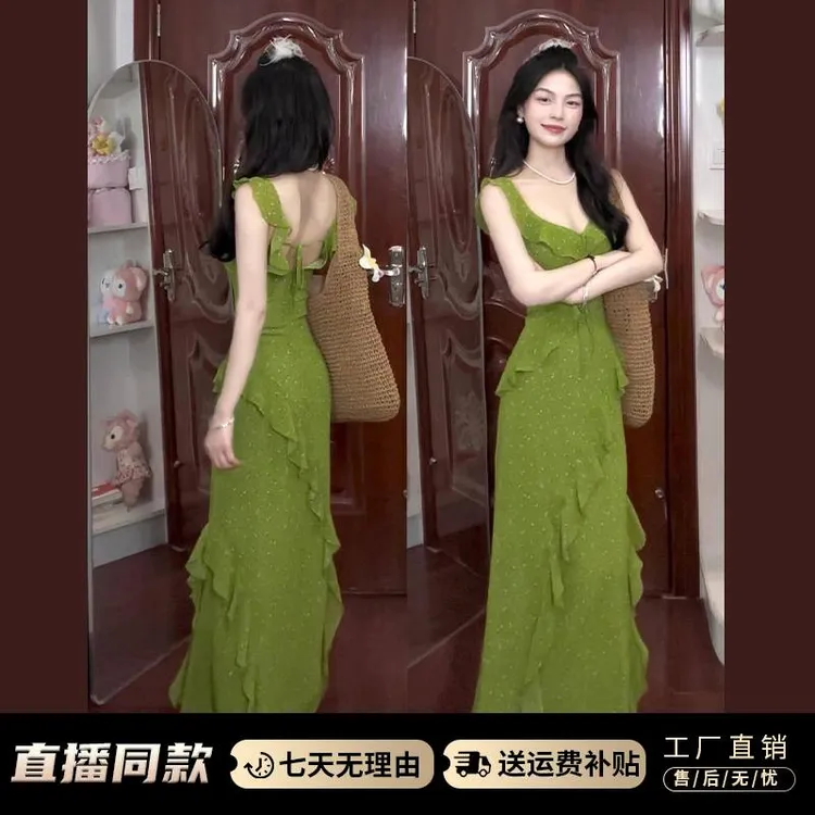 2026新款夏日绝美荷叶边绿色碎花吊带连衣裙子女海边度假收腰长裙