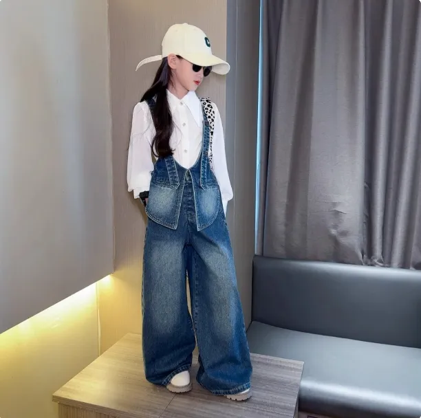 女童衬衫牛仔背带裤套装2025春秋装儿童设计感背带宽松长裤两件套