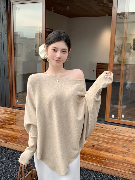 慵懒风小众蝙蝠袖针织衫女2025秋冬新款气质温柔软糯宽松显瘦上衣