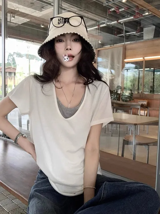 叠穿假两件白色短袖女v领正肩t恤2025夏宽松慵懒半袖体恤通勤上衣