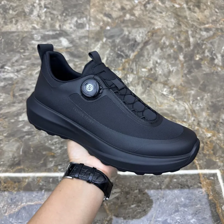 男鞋2025秋季新款休闲鞋旋钮扣百搭时尚运动鞋厚底轻便跑步潮鞋