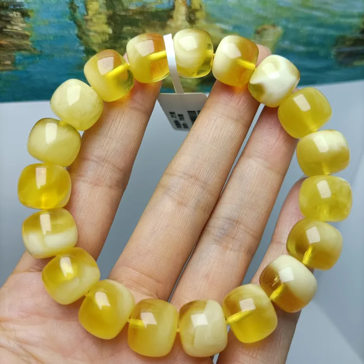 12.0珠径金白溶洞妖花蜜蜡老型手串~金透白亮~5198