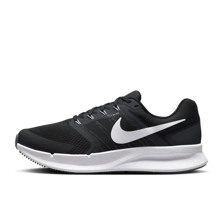 NIKE耐克男子NIKE RUN SWIFT 3跑步鞋DR2695-002