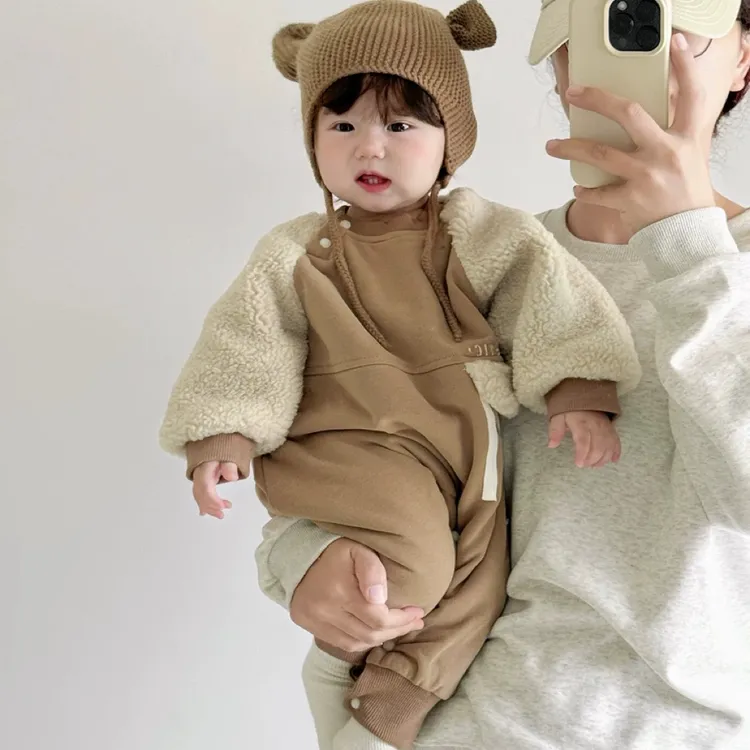 825毛绒撞色连体衣2404702