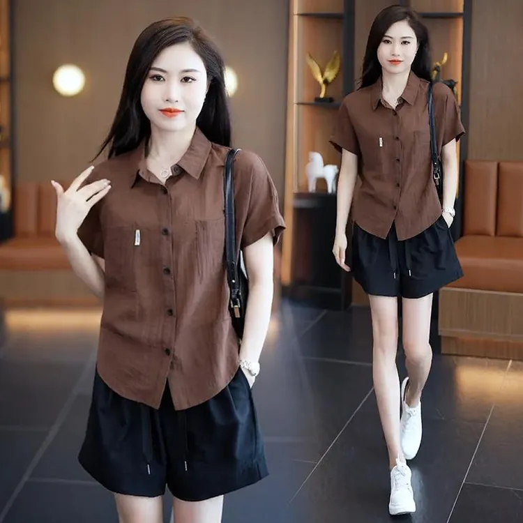 2025夏季新款女士宽松休闲百搭复古短袖衬衫时尚气质显瘦冰丝衬衣