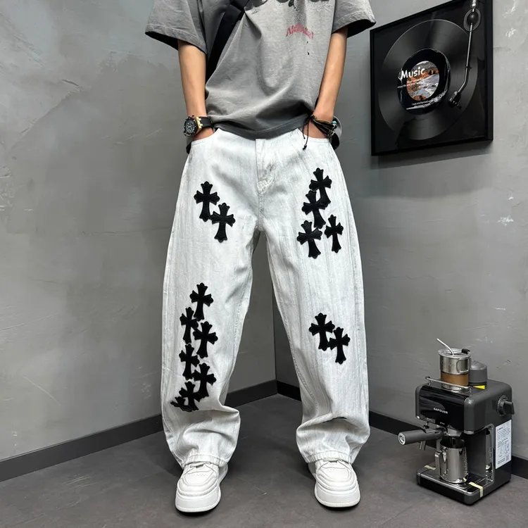 网红同款牛仔裤秋季潮牌十字架刺绣牛仔裤男士宽松直筒休闲长裤子