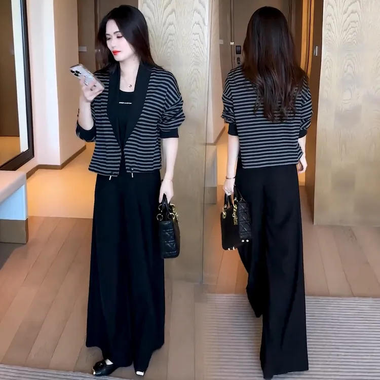 时尚洋气条纹短款外套女2025早秋季新款气质宽松百搭显瘦开衫上衣
