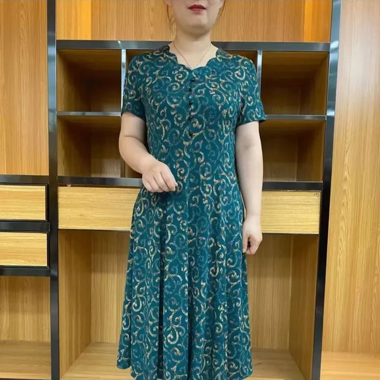 夏季妈妈装短袖连衣裙新款洋气高档中老年女宽松显瘦大码碎花裙子