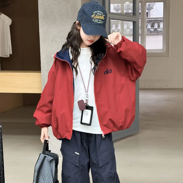 女童双面穿外套春秋款2025新款儿童洋气上衣中大童秋季连帽冲锋衣