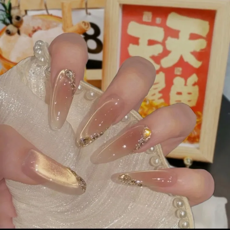 【朱砂痣】手工穿戴甲侧光腮红锆石轻奢显白光疗美甲可拆卸穿戴甲