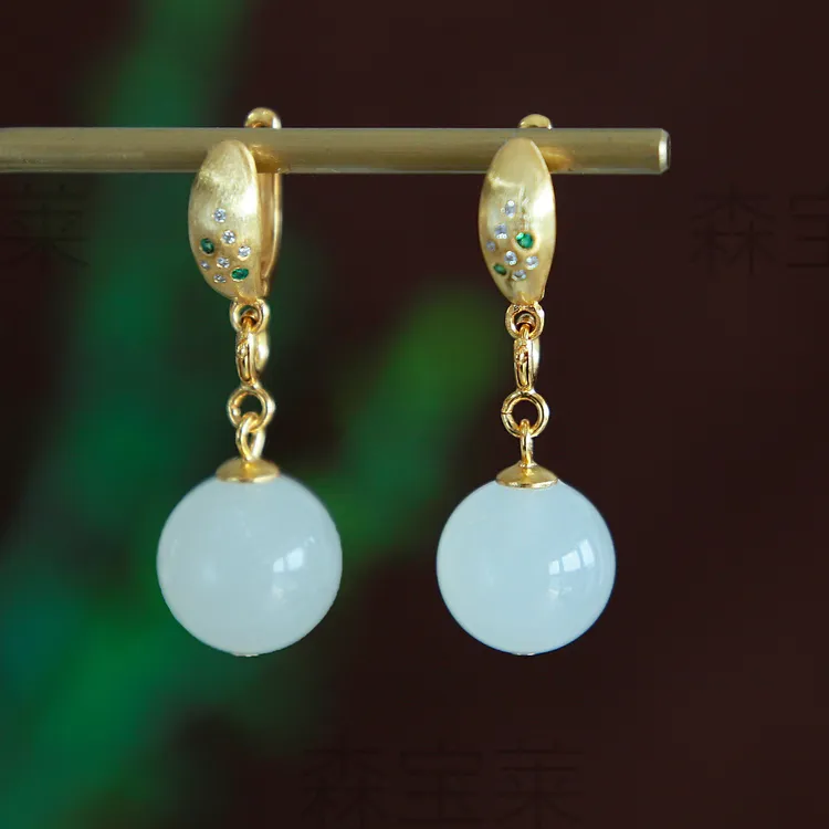 天然正品羊脂玉圆珠耳坠女士 时尚灵动优雅和田玉耳环 玉石耳扣