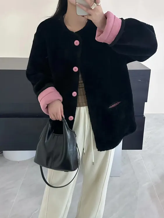 皮毛一体休闲女装气质设计师