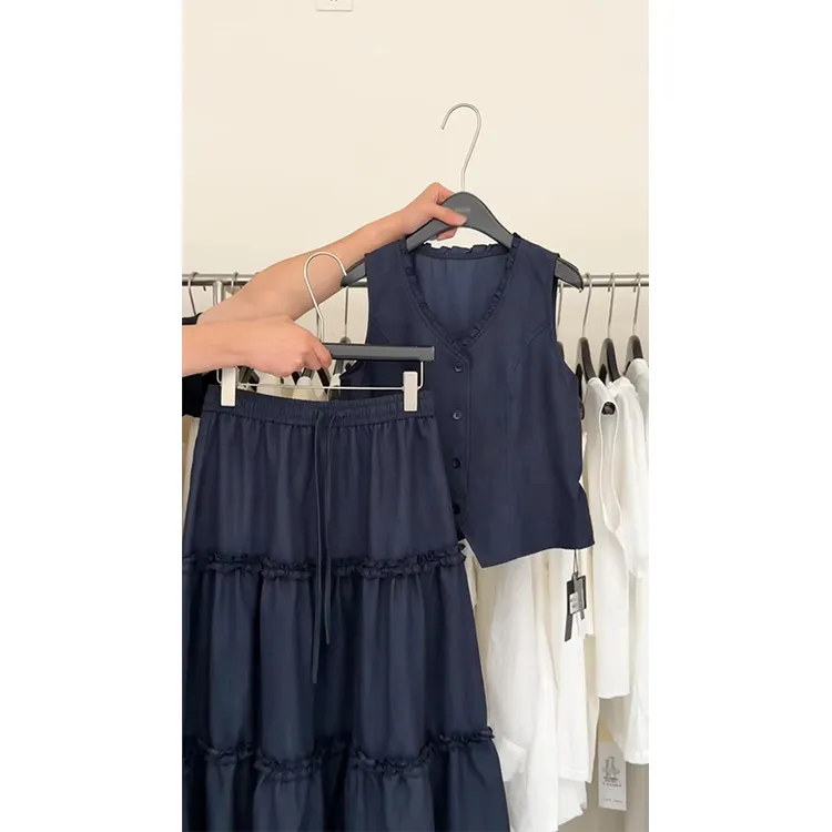 法式V领蓝色无袖马甲上衣女2025夏季新款宽松百搭气质半身裙套装