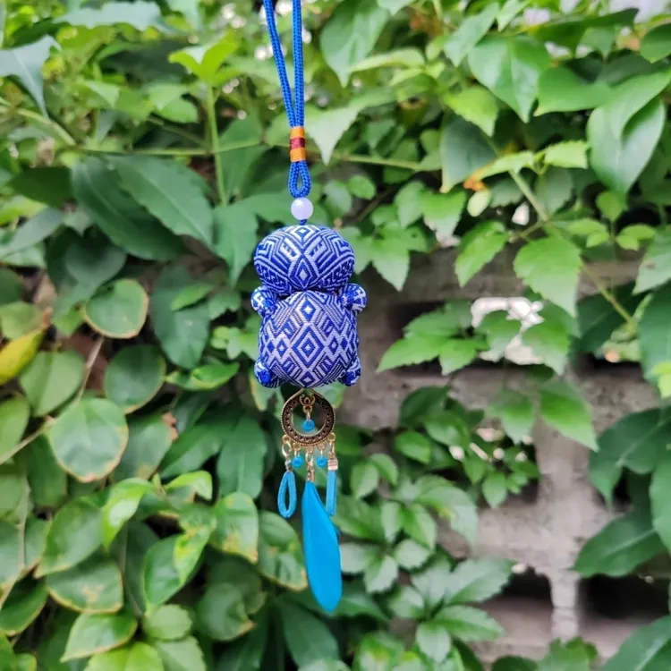 非遗壮锦麽乜手工缝制香囊羽毛挂件民族创意伴手礼纪念品