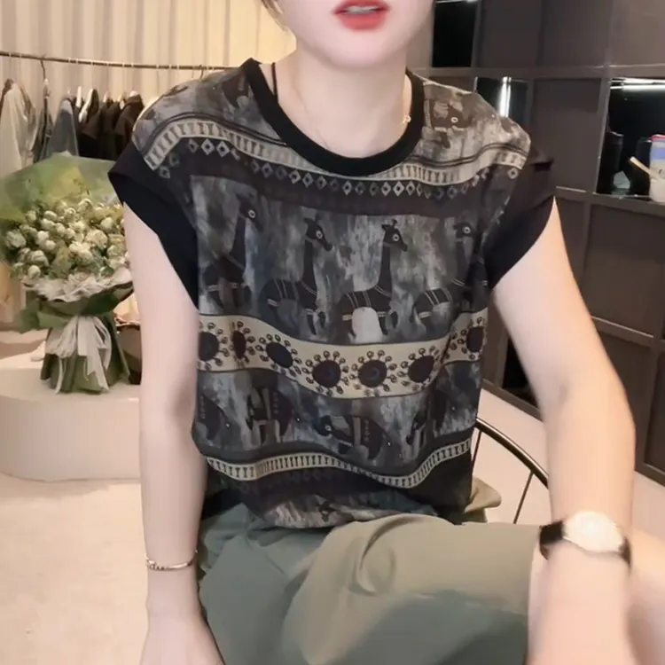 【现货+运补】2025夏款圆领百搭无袖显瘦上衣女别致抽绳小衫