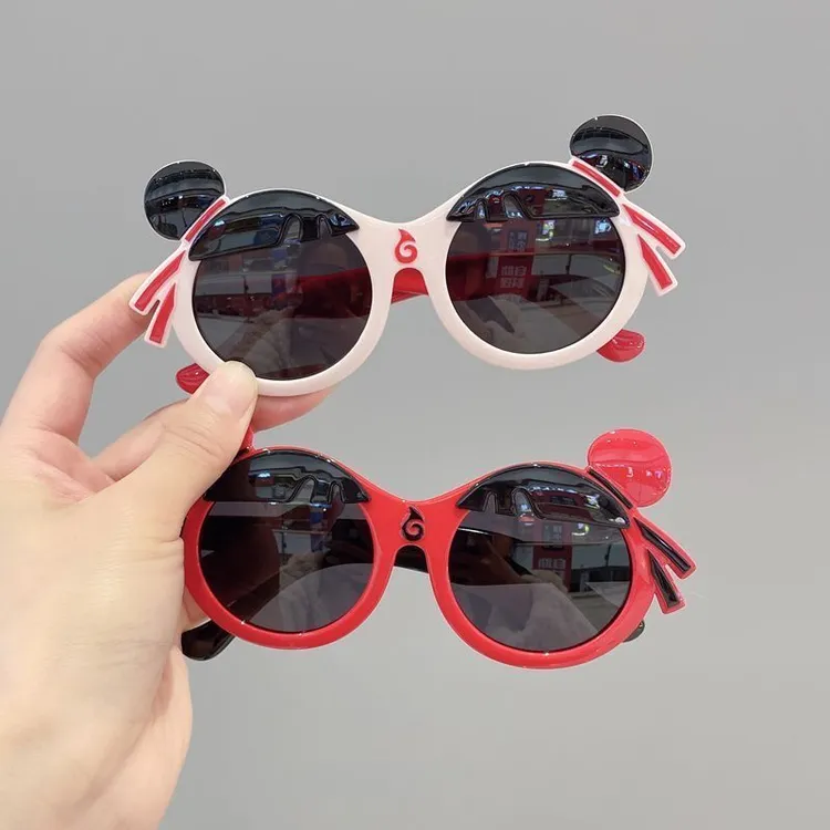 哪吒同款眼镜儿童装饰太阳镜防紫外线可爱卡通男女童宝宝硅胶墨镜