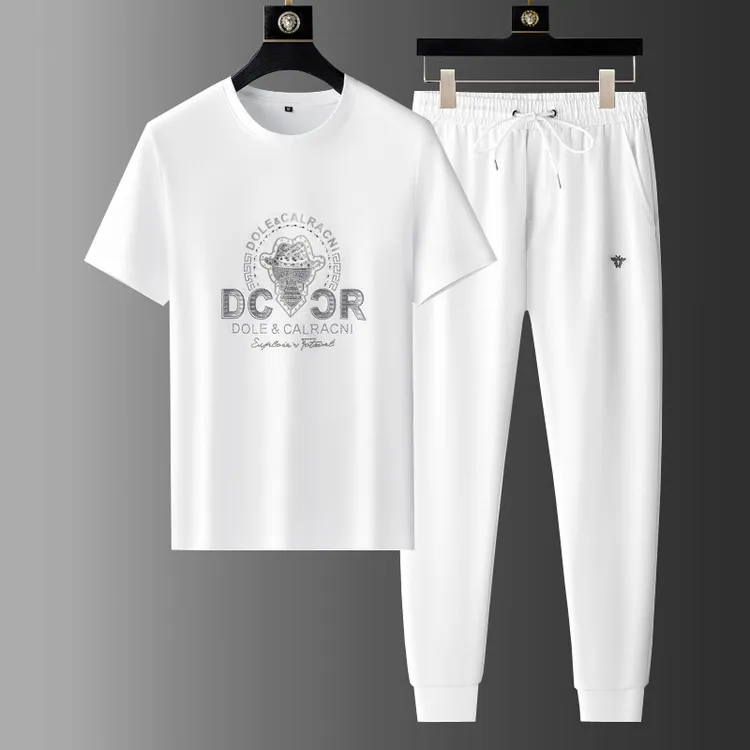 烫钻印花T恤男套装夏季新款休闲t短袖青年潮牌圆领体恤男士两件套