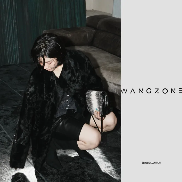 WANG ZONE | 早秋高奢秀场定制双面小湖羊皮毛一体外套