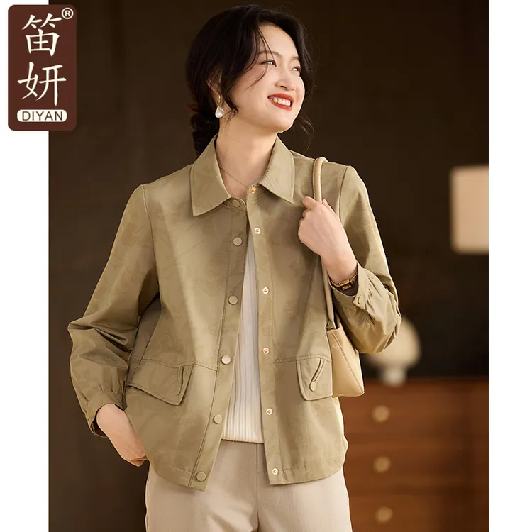 妈妈秋装外套阔太太洋气高贵翻领上衣中老年女装春秋2025新款风衣