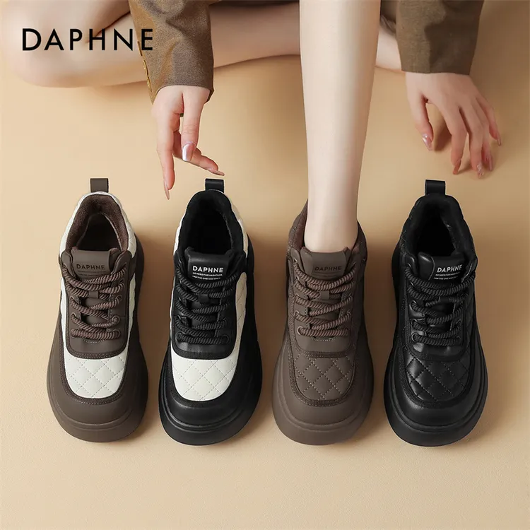 达芙妮厚底雪地靴女2025冬季新款加绒运动保暖毛毛棉鞋爆款短靴子