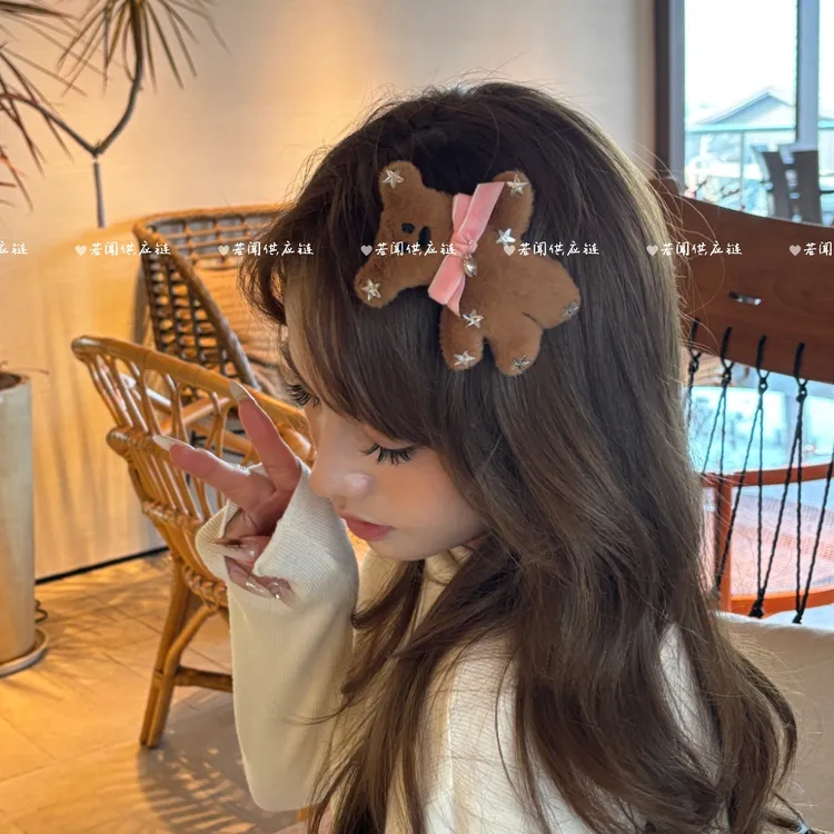 可爱领结小熊公仔发夹少女百搭毛绒玩偶BB夹秋冬季甜美刘海夹