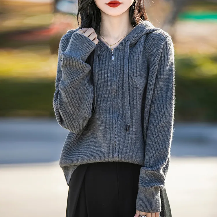 鄂尔多斯市羊毛衫女连帽外套纯色宽松加大码针织开衫慵懒毛衣春季