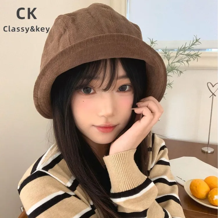 Classy key新加坡设计师联名款早秋复古棕色灯芯绒显脸小渔夫帽女