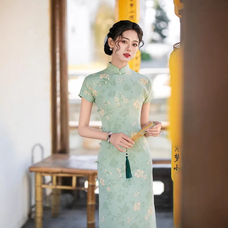 氧气云肩少女旗袍 |春夏碎花裙 |小清新连肩袖款 |奶杏色系国风裙