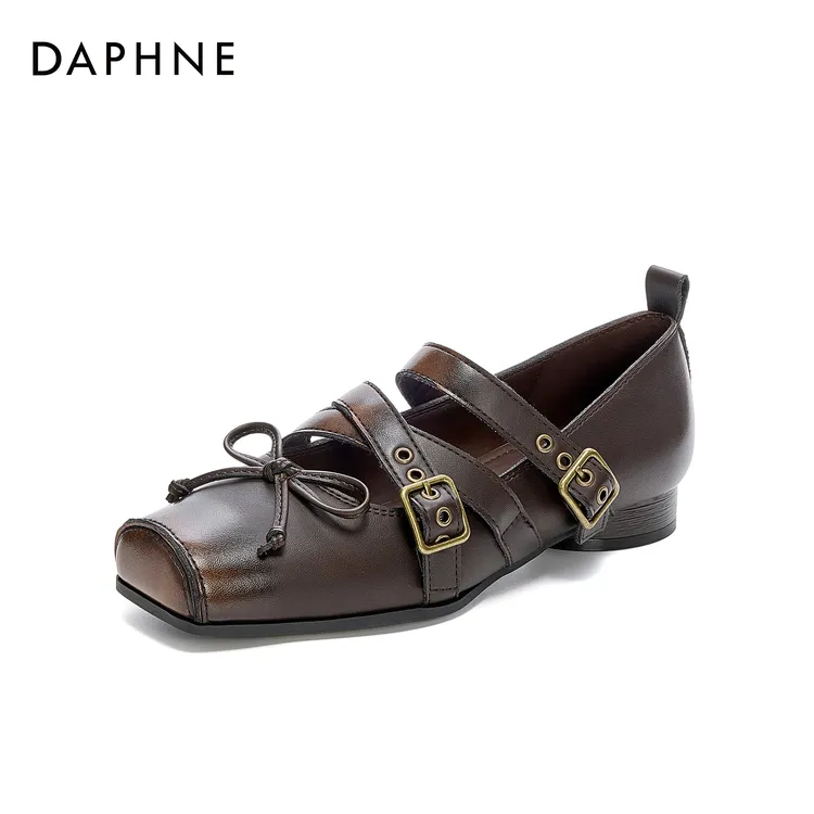 达芙妮新款防滑低跟软底舒适百搭时尚欧若假日风一字式扣带单鞋