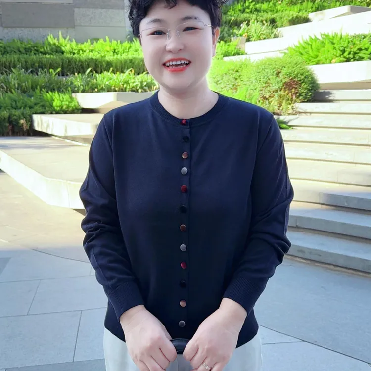 【彩扣开衫长袖】春秋圆领针织衫（2519）大码中老年宽松妈妈装纯色