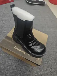 6883#秋冬休闲风马丁靴