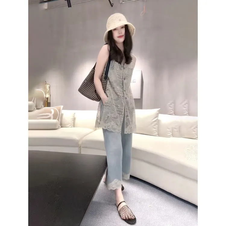小清新气质一整套设计感拼接牛仔裤甜美蕾丝衫老钱风蕾丝马甲套装